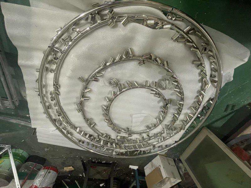 22-wave-chandelier-metal-frame-layout